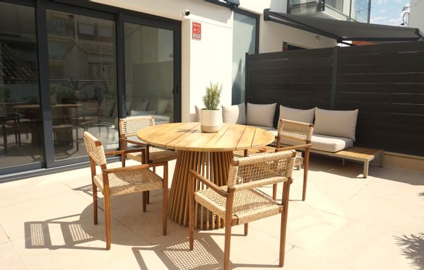 Modern apartment - Reach the center of Barcelona in 30 minutes by metro