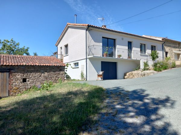 La maison de Alice, à 10 minutes du Puy du Fou