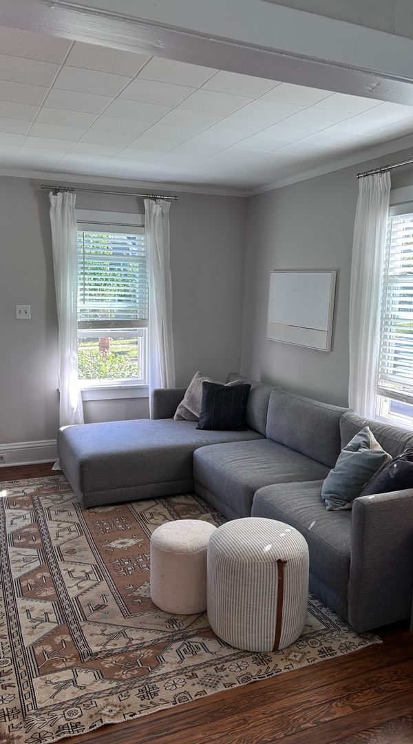 Charming 1920s Bungalow in Downtown Saint Charles