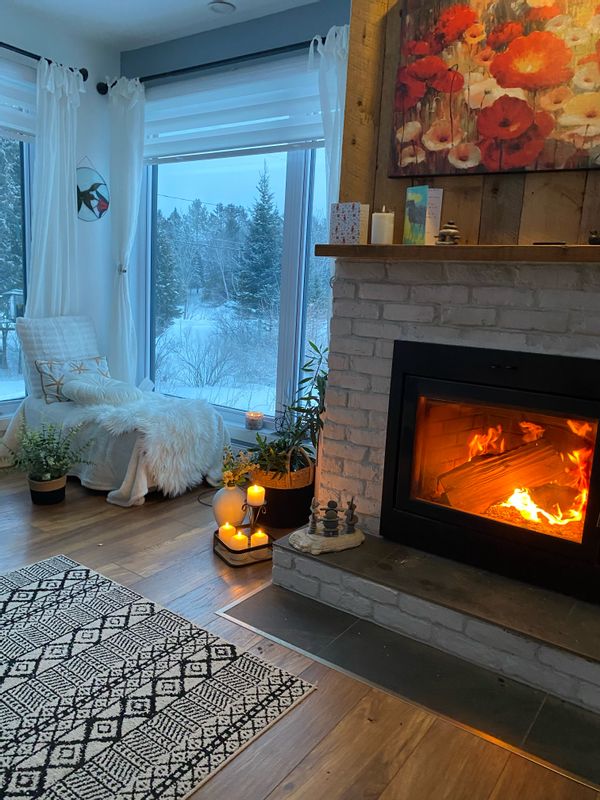 Havre de paix en nature, bordé par un lac