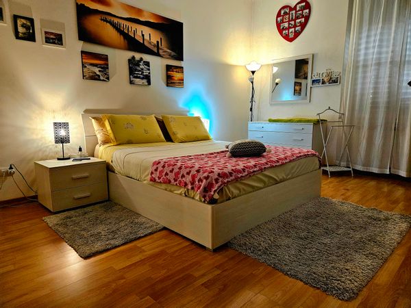Tomaso & Sara's house