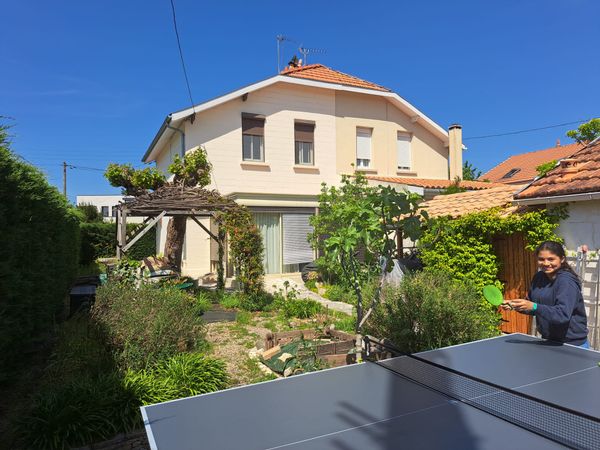 Semi-detached house close to Bordeaux