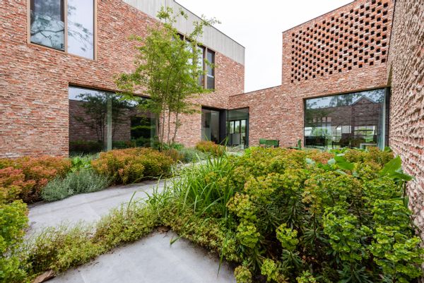 Architect designed house with swimming pool
