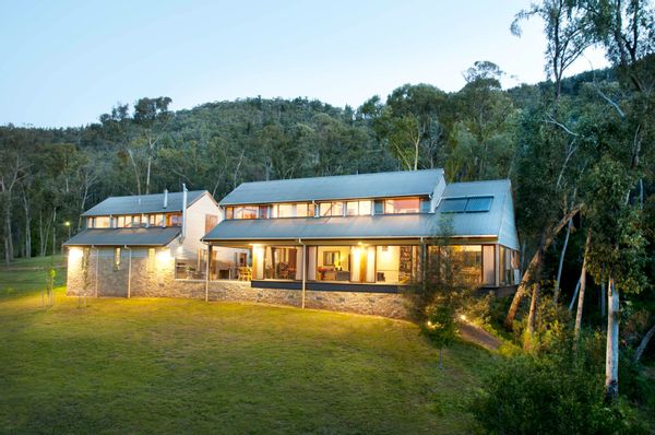 BRIGHT BARN RETREAT...magnificent home in the Australian Alpine region