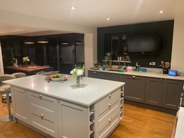 Stylish home on Surrey/Hampshire border -AVAILABLE FOR UK SWAPS ONLY IN 2024