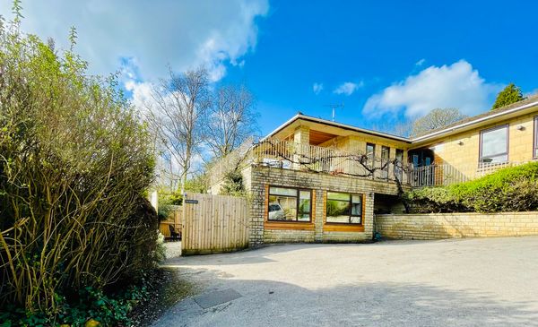 Beautiful Bath - Modern private studio apartment in the grounds of our main house