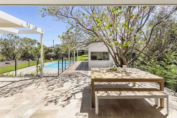 Newly renovated bayside luxury retreat