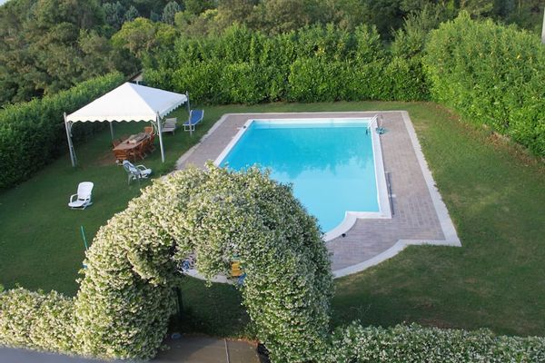 Big beautiful house with pool outside of Rome