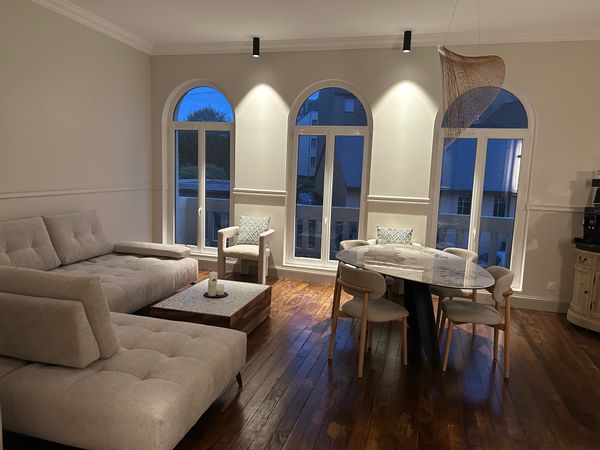 Un appartement d’exception avec une vue mer, la plage à deux pas, un site historique incroyable!