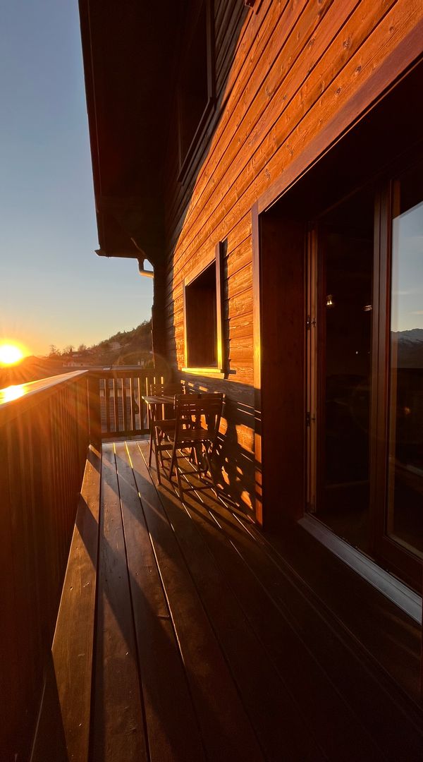 Cosy apartment in a chalet close to Crans-Montana