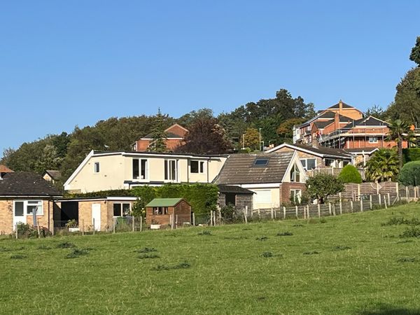 Detached bungalow overlooking the Yorkshire Wolds