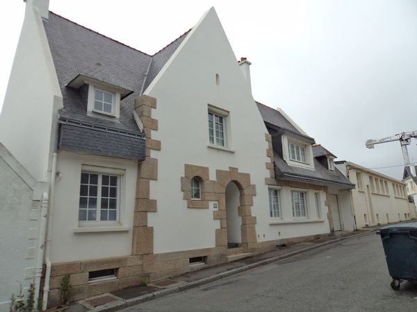 Isabelle's house