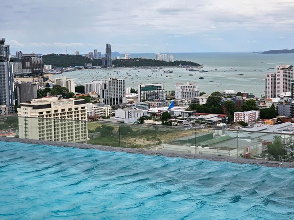 Brand new Pattaya apartment at a luxurious development project