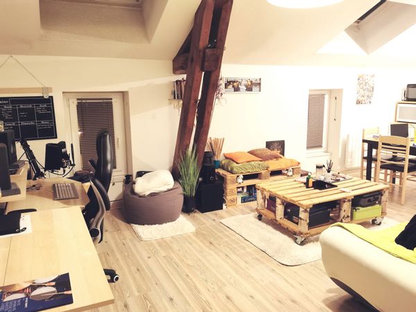 Between the vineyards & the forest, close to Lyon!