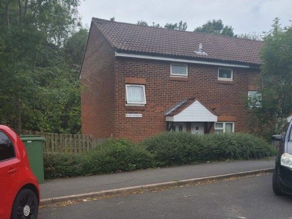 2 bedroom house in the south coastal town Hastings