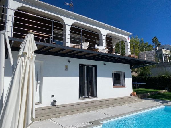 SITGES - QUINTMAR : Beautiful house with great sea views near charming  coastal town