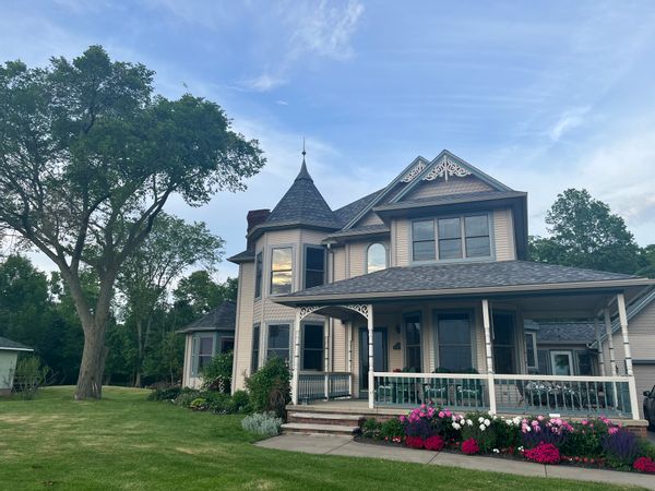 nancys hus