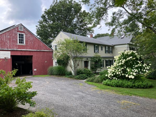 La maison de David & Lisa New England Home