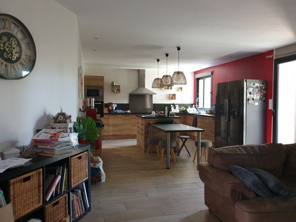 Elodie & David's house