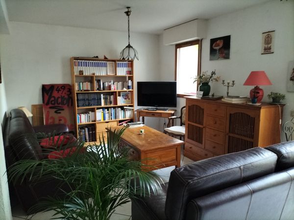 Maison chaleureuse proche Léman