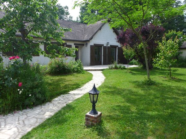 La maison d'Anne, Fabrice et leurs enfants