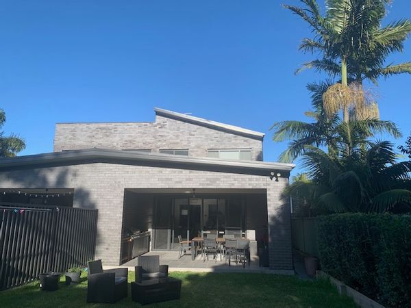 House in Sydney, close to the beach
