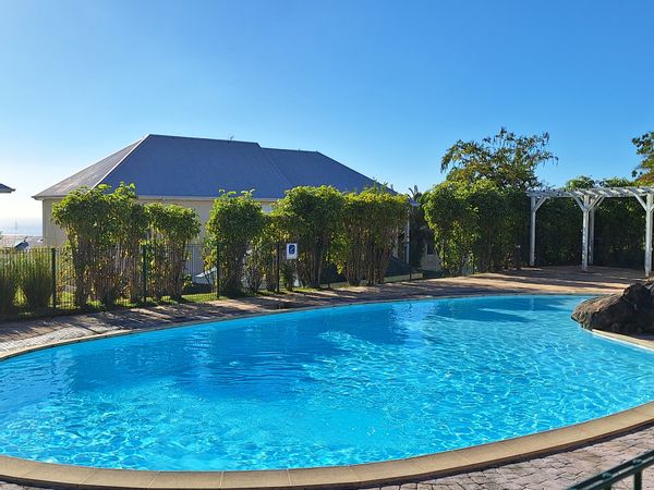 Casa de Michael/Sandrine/Lily