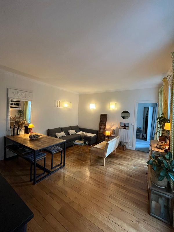 Appartement cosy avec chambre double à Montmartre