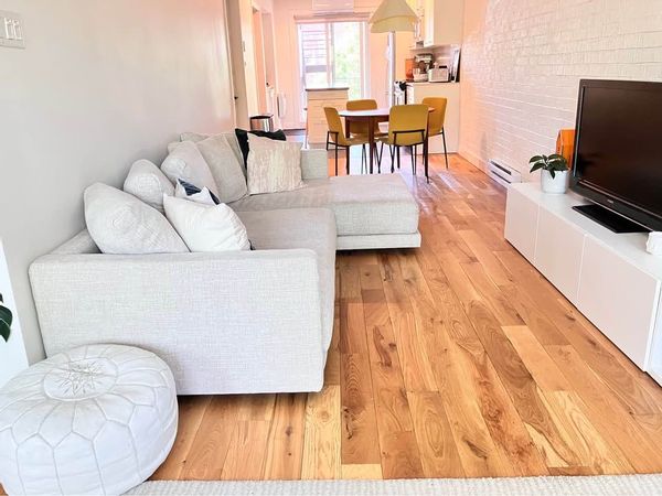 Appartement 2 chambres rénové à neuf près du métro Rosemont entre Plateau, Petite-Italie et Mile-End