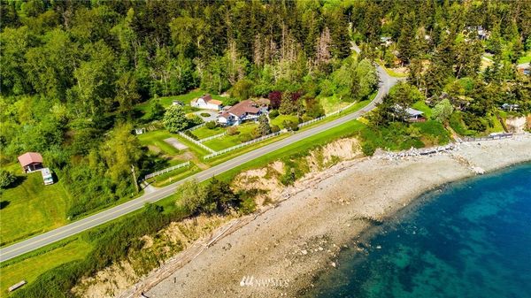 Luxury San Juan Island Escape on Guemes Island