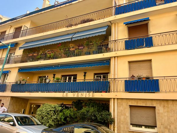 Appartement 2 pièces a deux pas de la plage