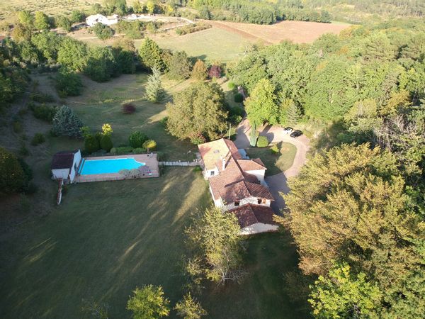 La maison de César, Clemence, Andreas et Joyka notre chien!