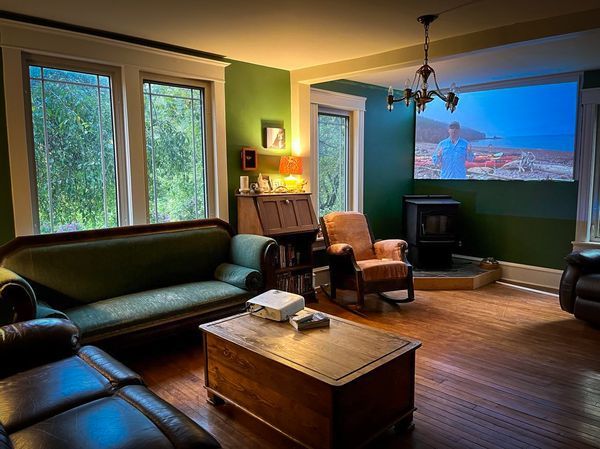 Private suite in Paula & Tracey's home