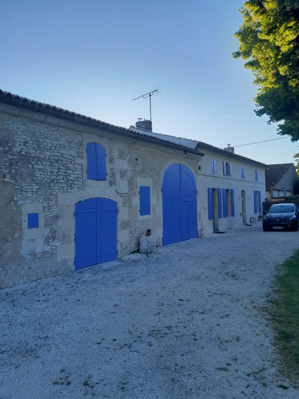 Maison charentaise au coeur des vignes du Cognac