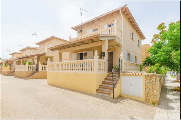 Joana Cantallops's house