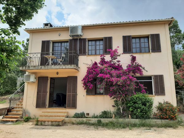 Home in Porto-Vecchio