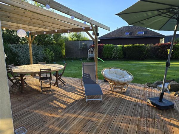 La maison d'Elodie, Sylvain, Bleuenn et Louizon