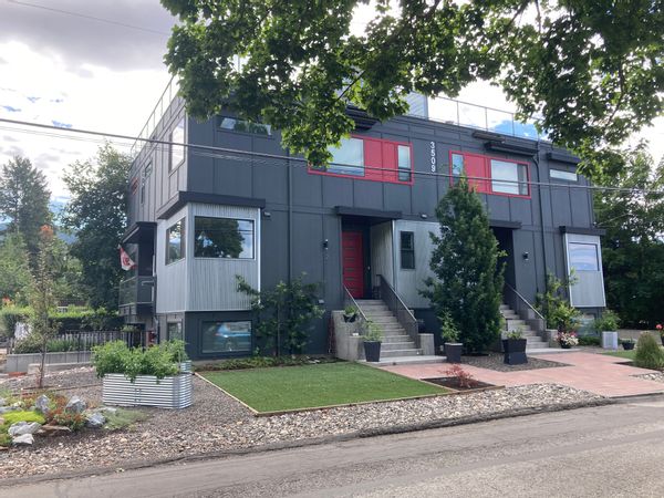 Franky & Nicole's house