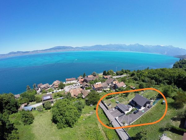 Spa et détente. Panorama sur le Lac Léman et les Alpes.