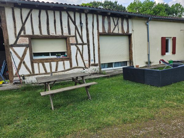 La maison de Magali Maison 2 chambres, à la campagne entourées d animaux, chat, chien, poney....