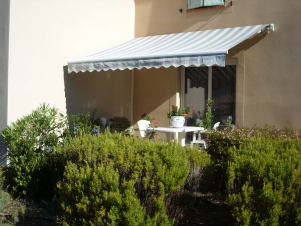 Villa Gard provençal avec piscine