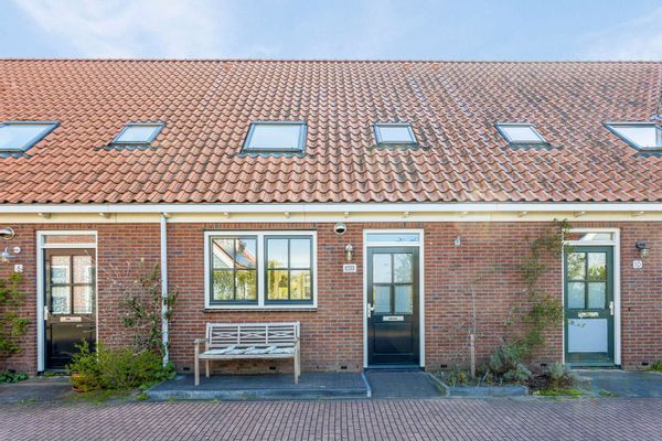 Marcel's house (please read our description before applying)