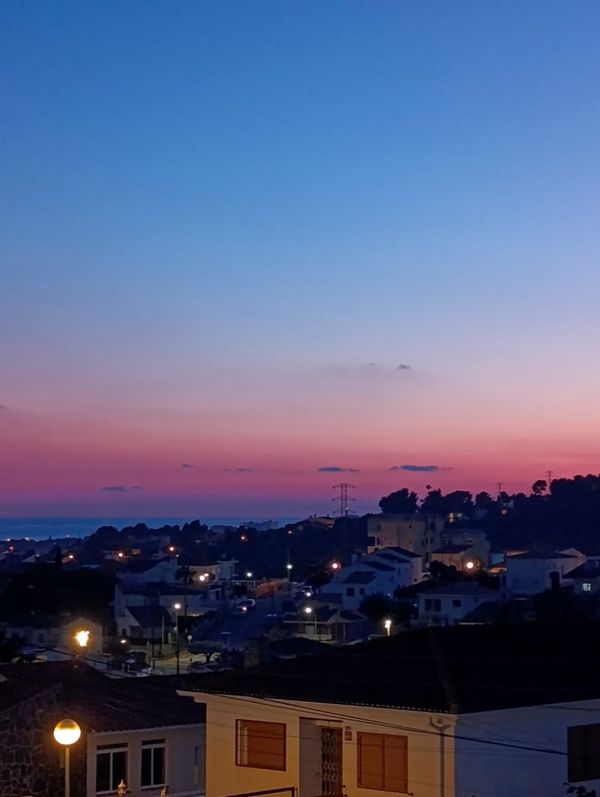 Family-friendly home close to the sea