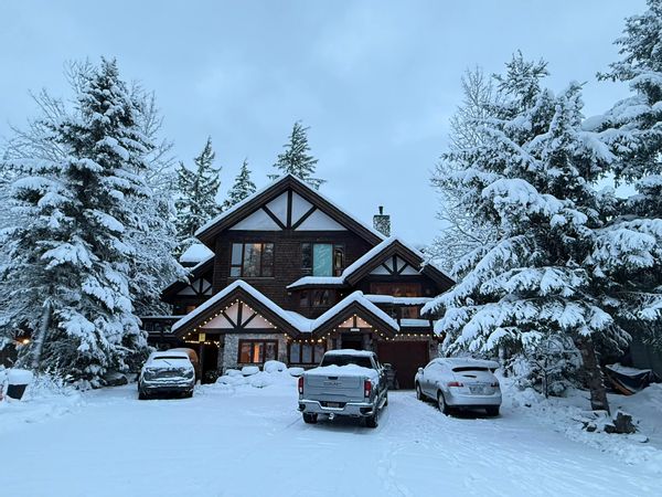 Stacey and Marks hus