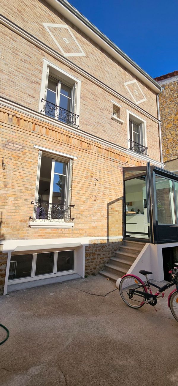 Une maison neuve presque à Paris (dispo cet été)