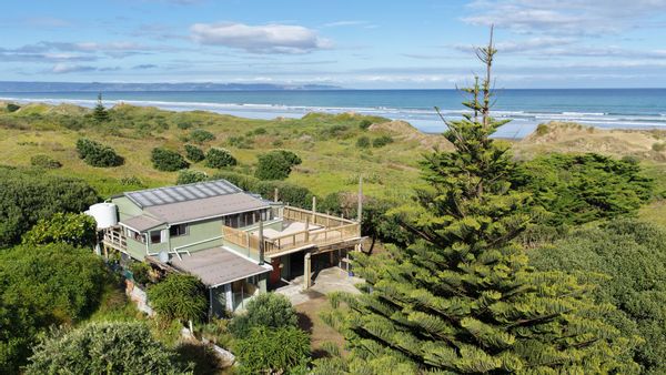 Ocean Dunes Retreat - Sauna & Spa (On 90 Mile Beach)