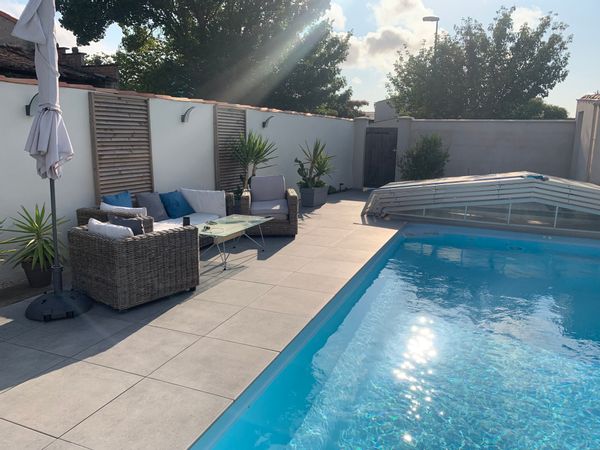 Belle longère proche de La Rochelle