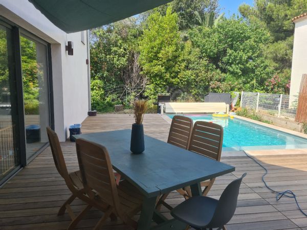 Dario's house