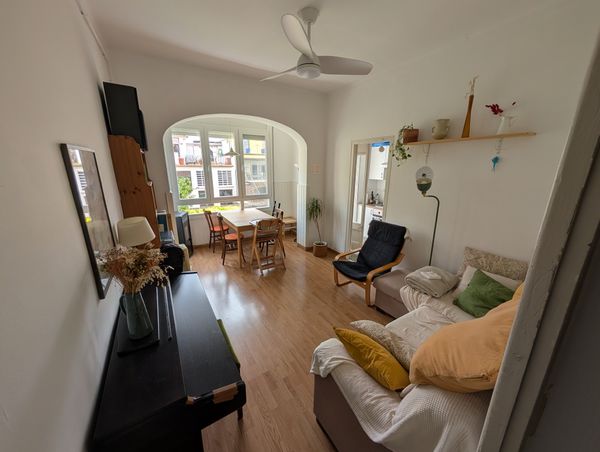 Casita con encanto y con jardín en el centro de Girona