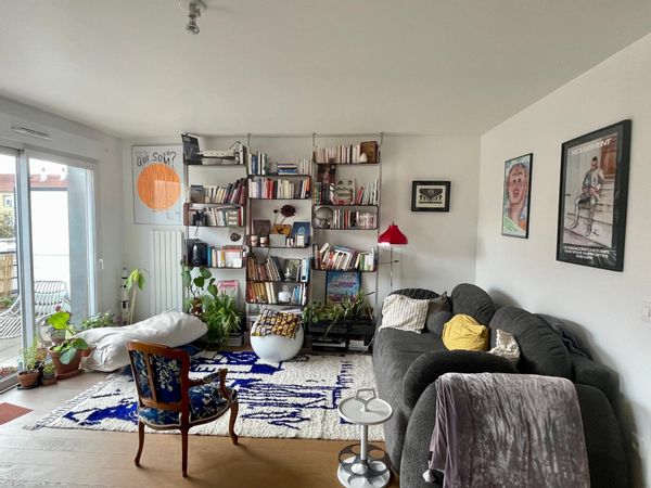 Appartement lumineux et calme avec terrasses près de Paris Centre.